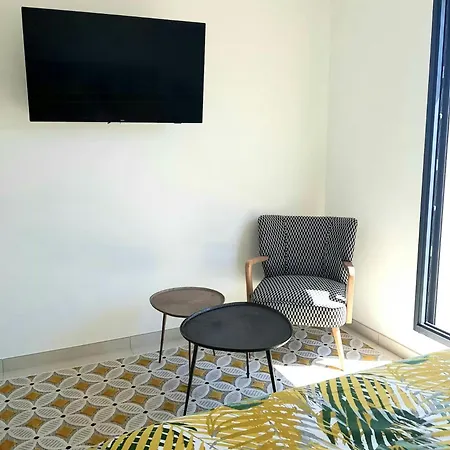 Stunning Family With Pool In Cap D'agde