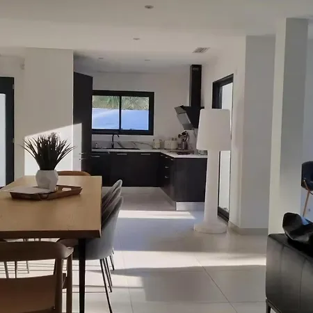 別荘 Stunning Family With Pool In Cap D'agde *