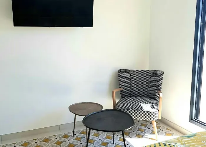 Stunning Family With Pool In Cap D'agde