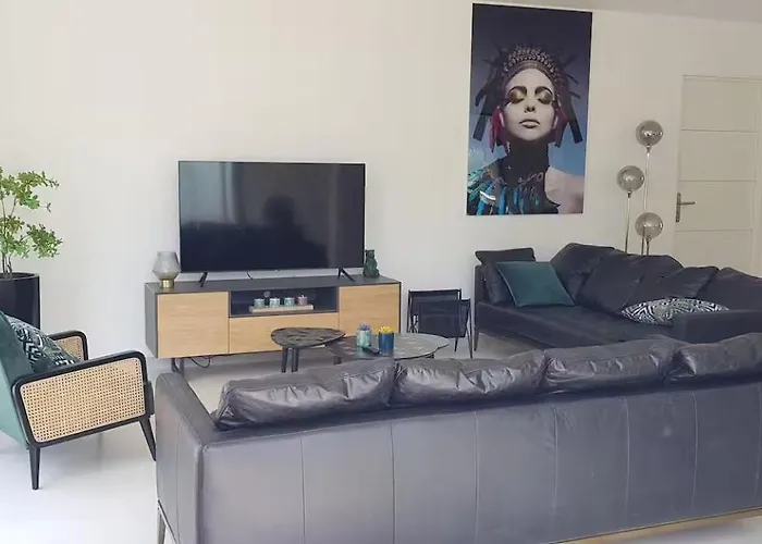 Stunning Family With Pool In Cap D'agde Prázdninový dům Agde