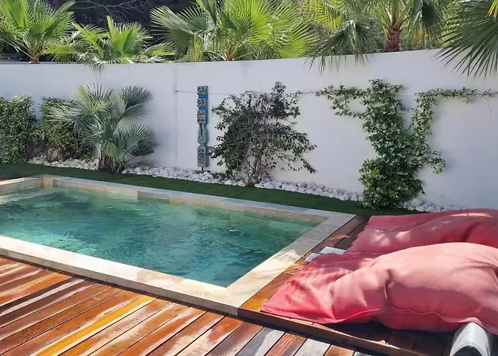 Stunning Family With Pool In Cap D'agde Prázdninový dům